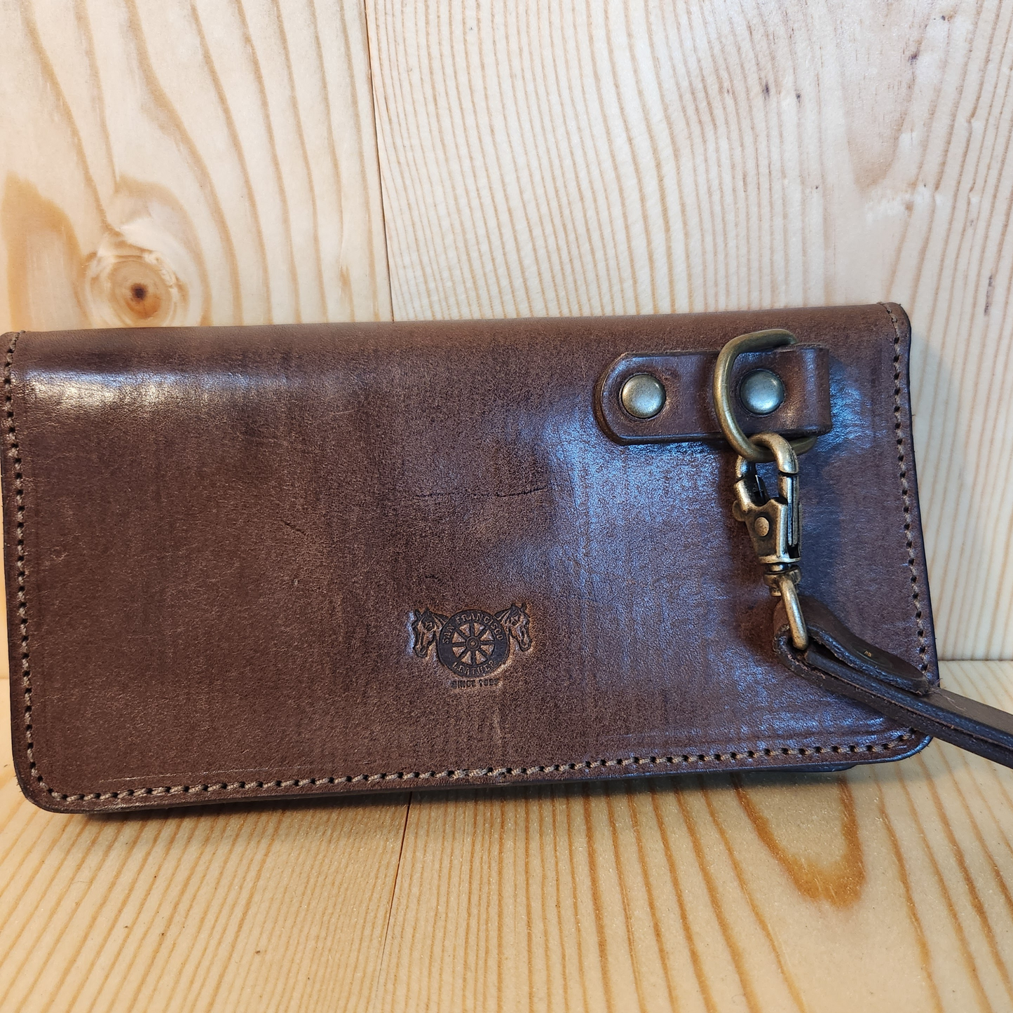 Quito Clutch
