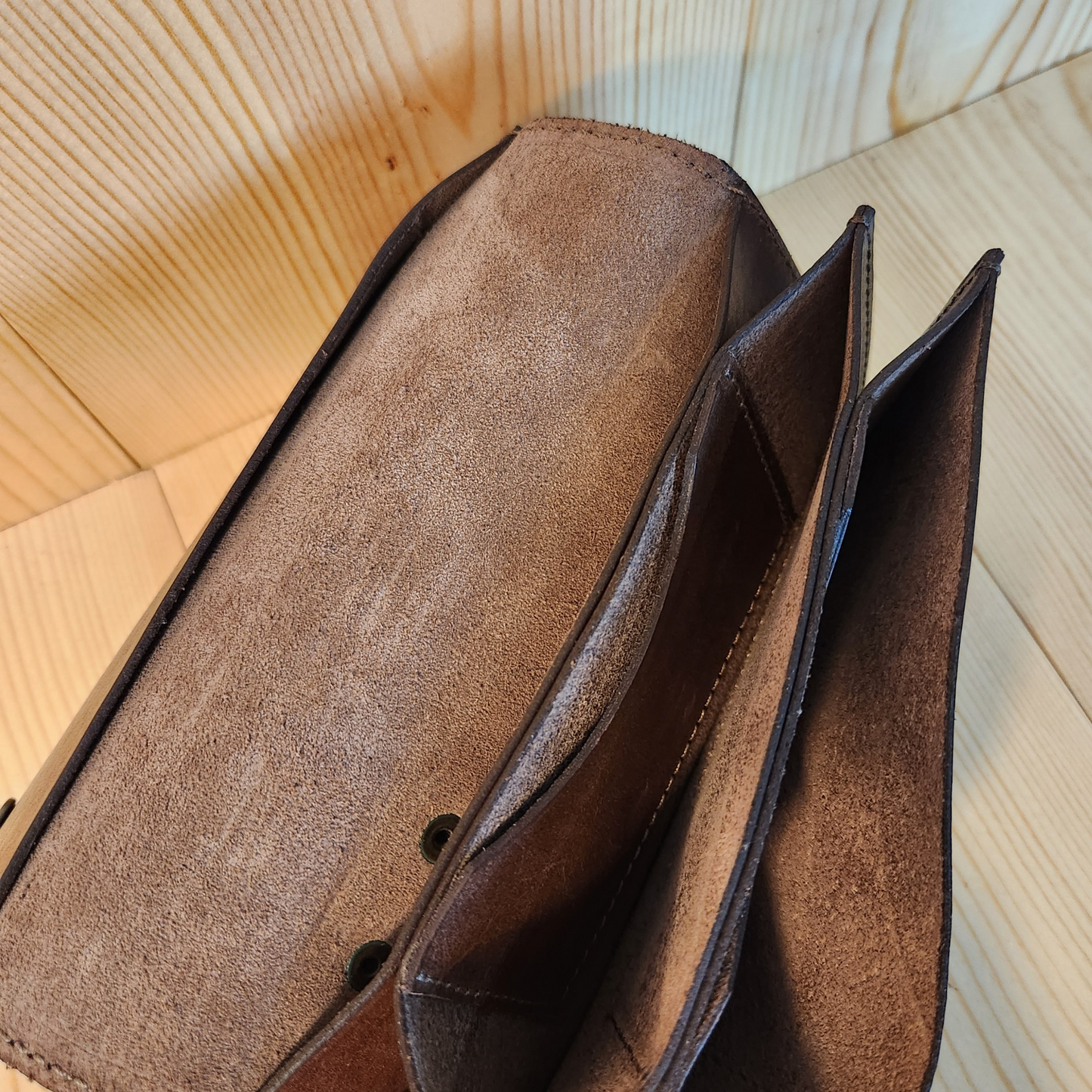 Quito Clutch
