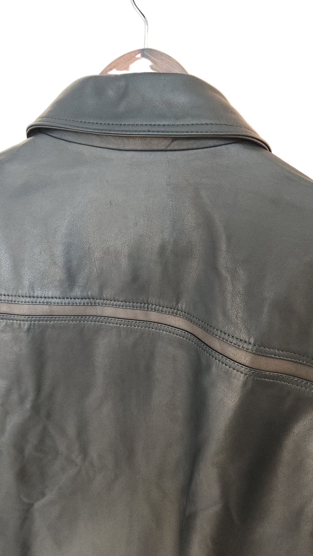 closeup of back of jacket