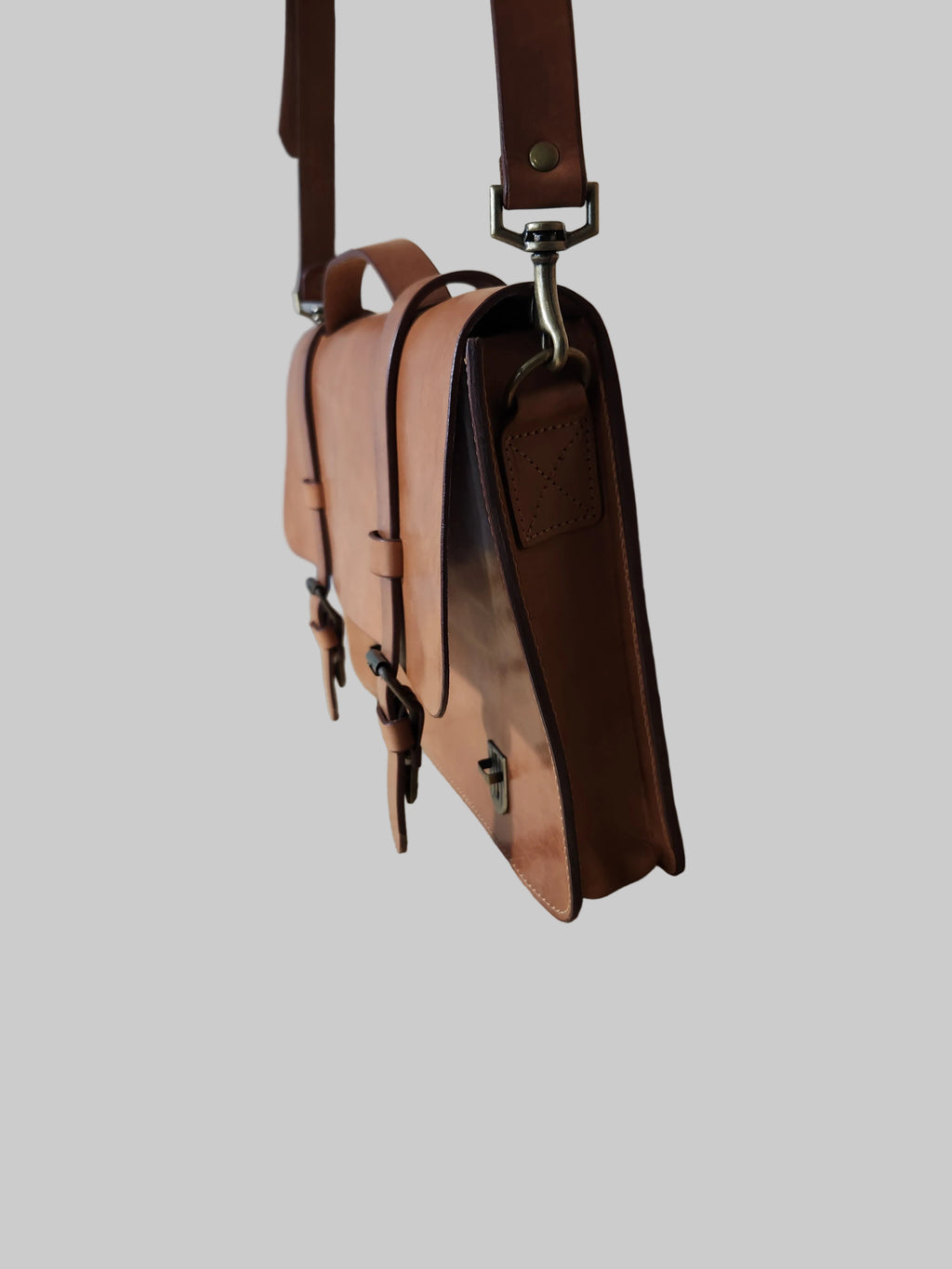 Altiplano - Full grain leather men's briefcase