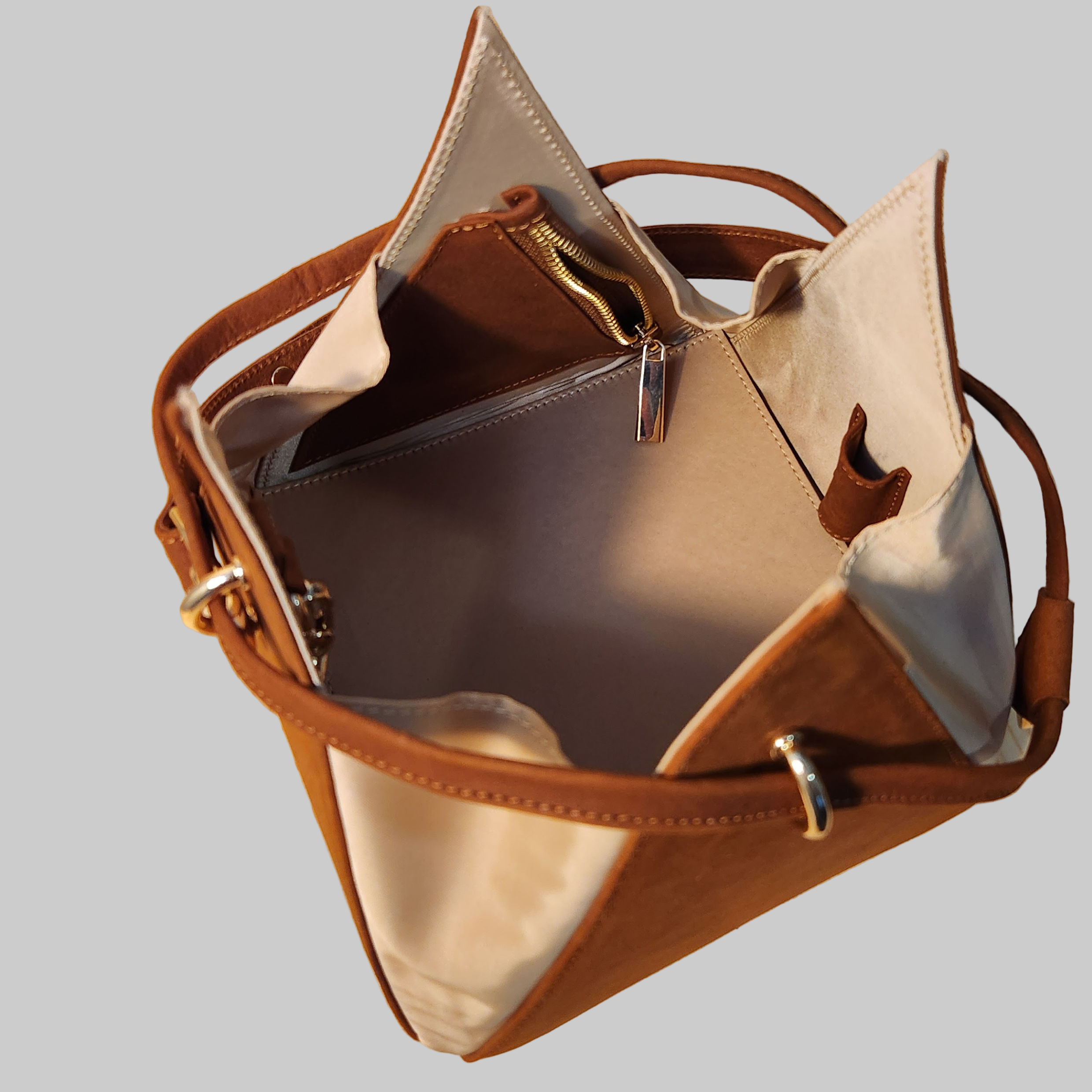 Pyramis - Top Grain Leather Pyramid Shape Purse