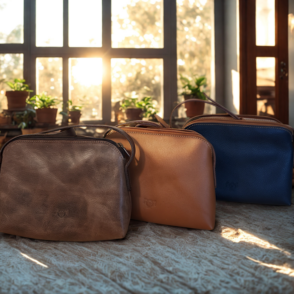 Camino - Full Grain, Veg Tanned Leather Crossbody Bag